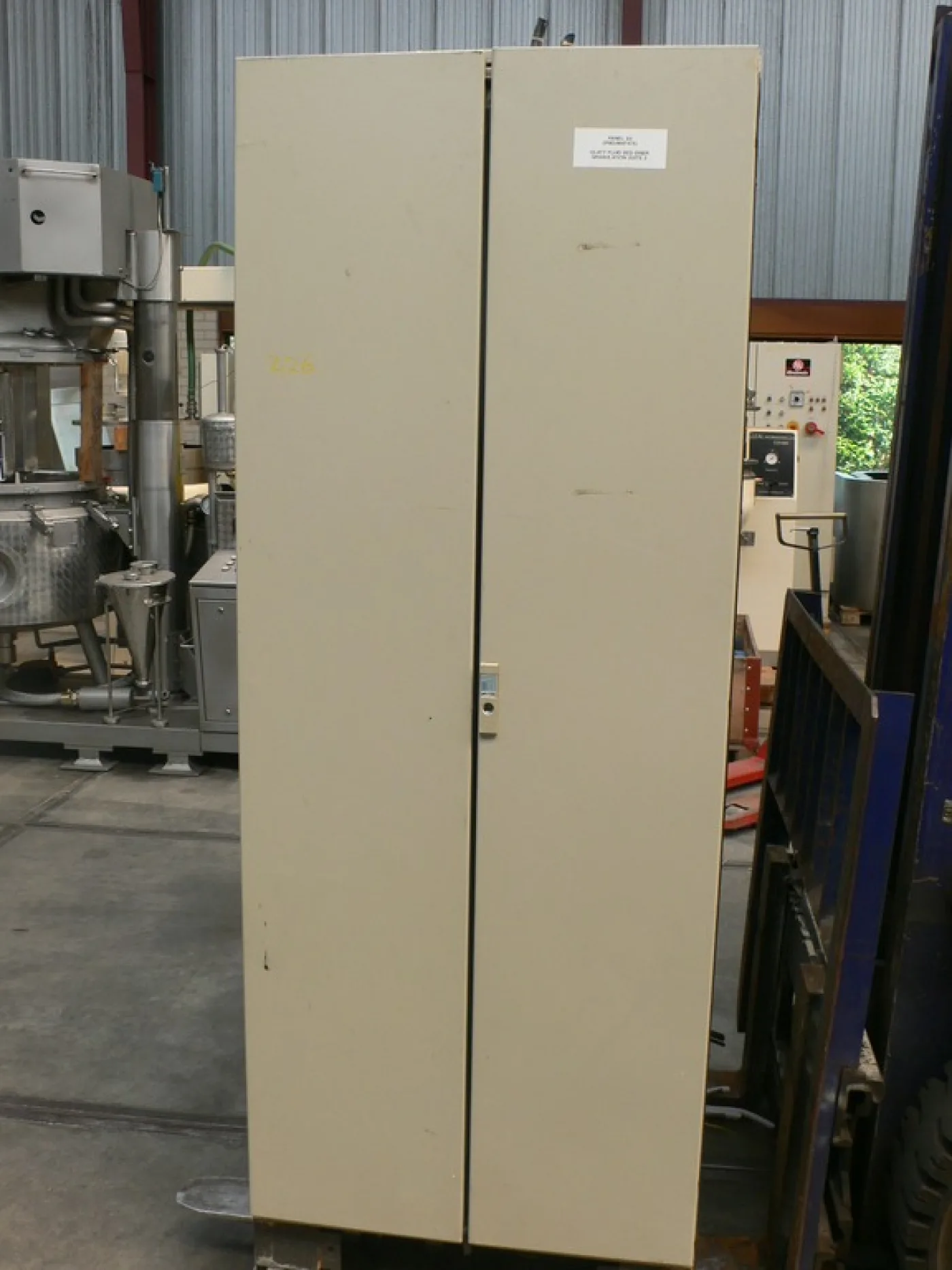 Glatt WST-CD 120/200 - Fluid bed dryer batch - 3