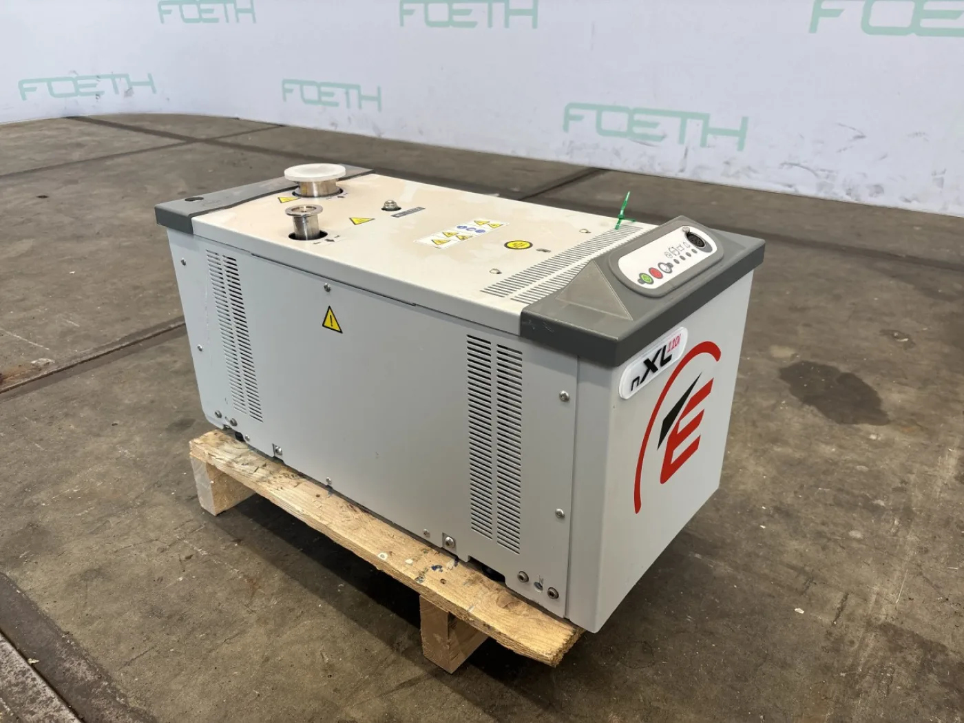 Edwards nXL 110i - Vacuum pump - 2