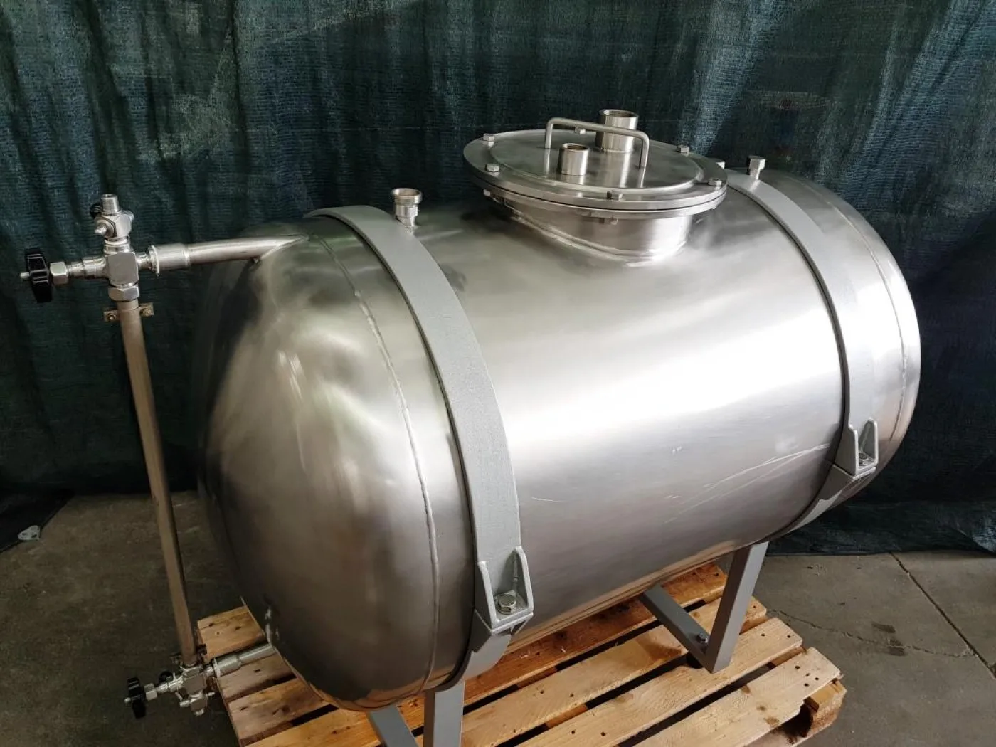 SERBATOIO IN ACCIAIO INOX – MOD. 500 L - 5
