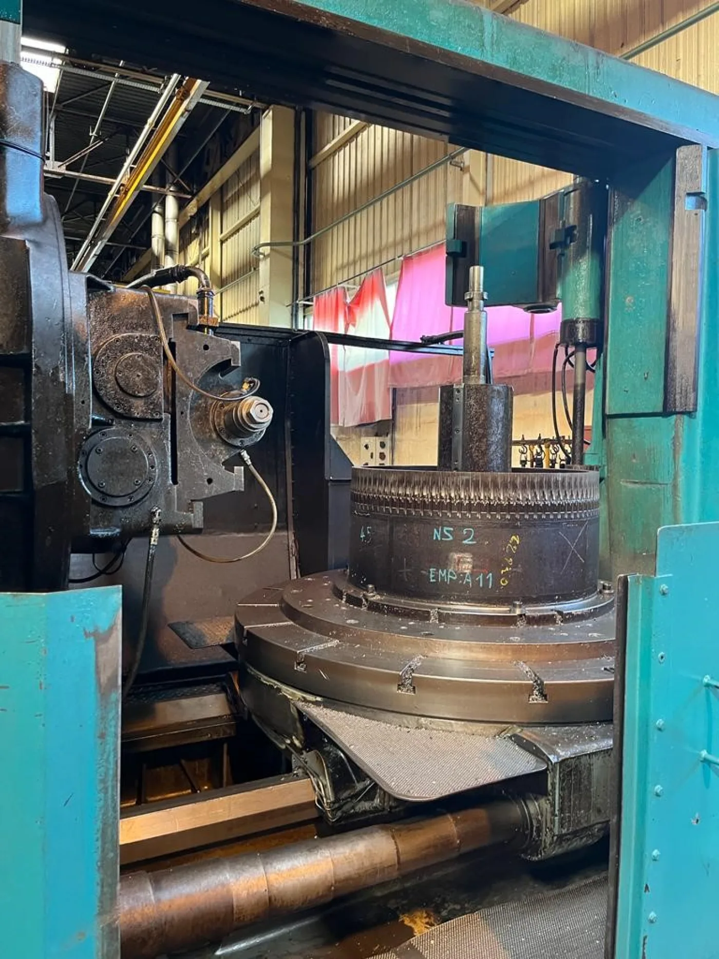 Gear Hobbing Machine – LIEBHERR L2000 - 3