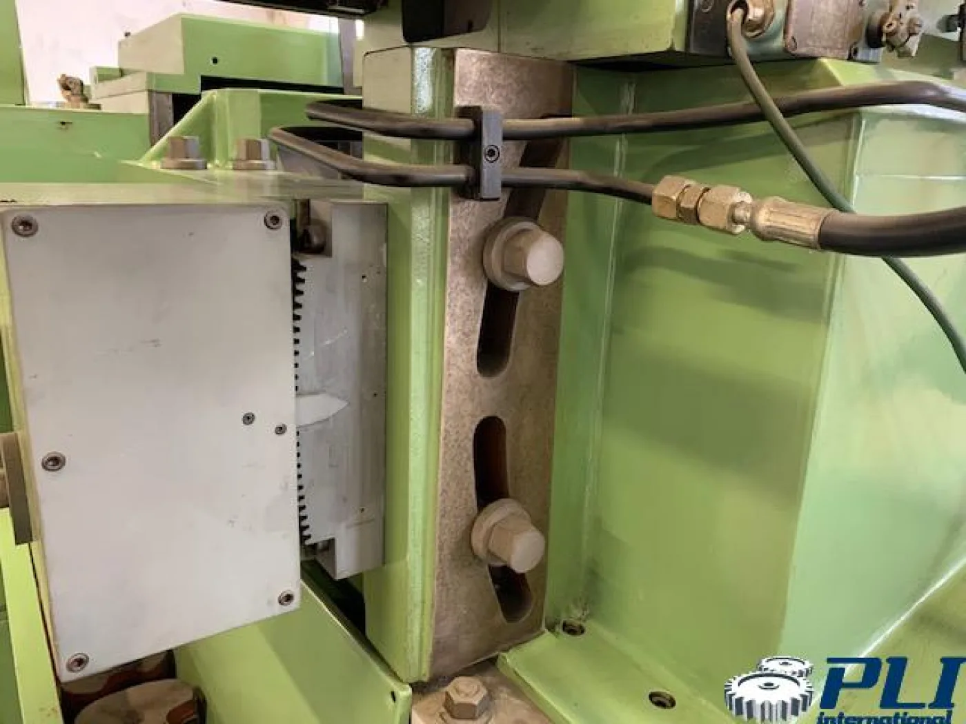 CENTERLESS GRINDING MACHINE – GERHINGELLI 500 S 600 - 6
