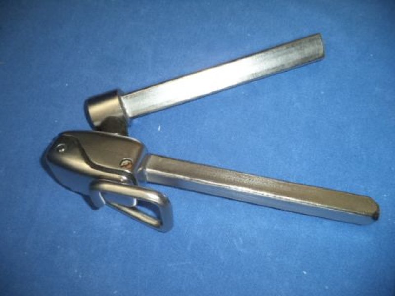 1002 (Used, very good)