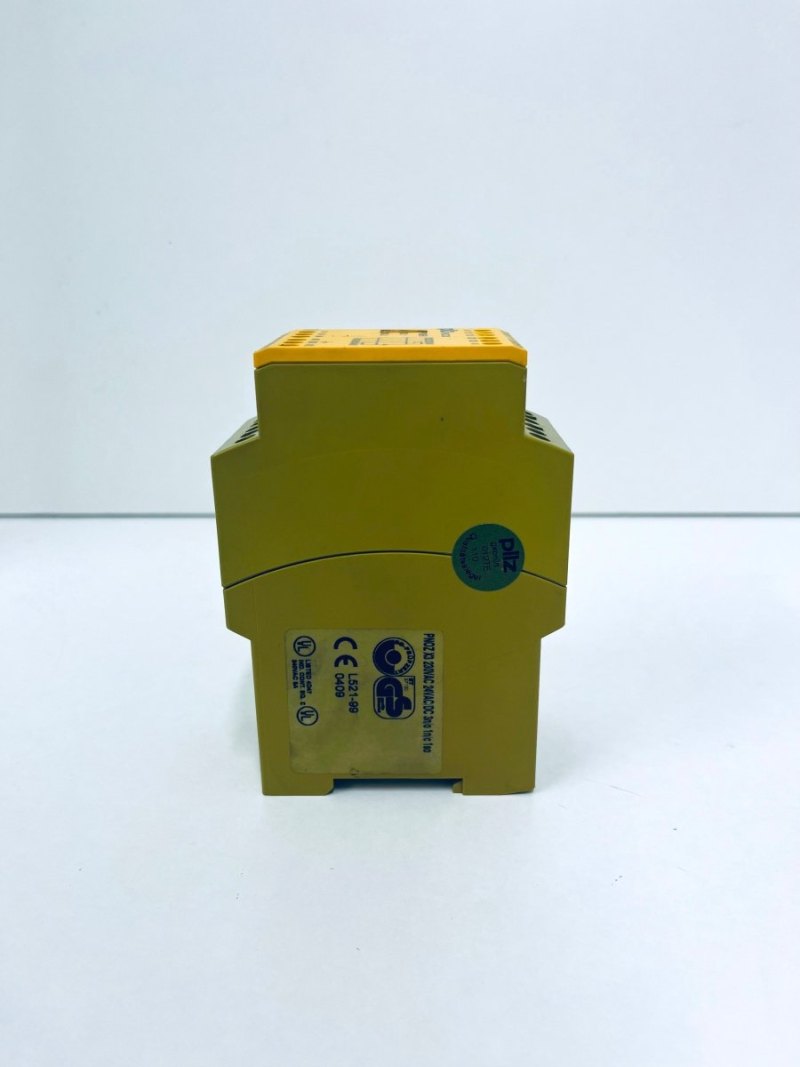 Pilz PN0Z X3 Sicherheitsmodul 774318