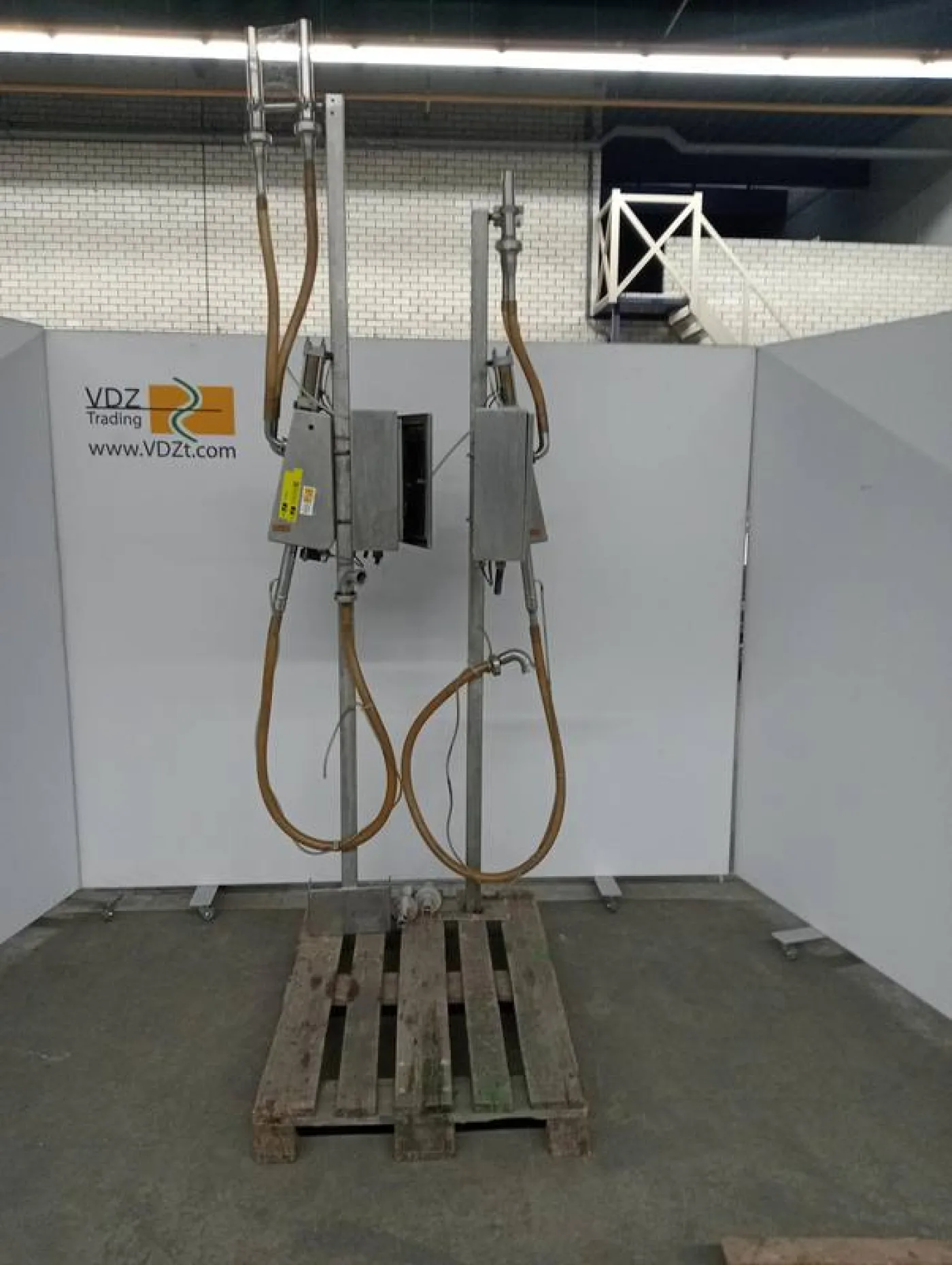 Blood collecting unit with sterilizer - 2