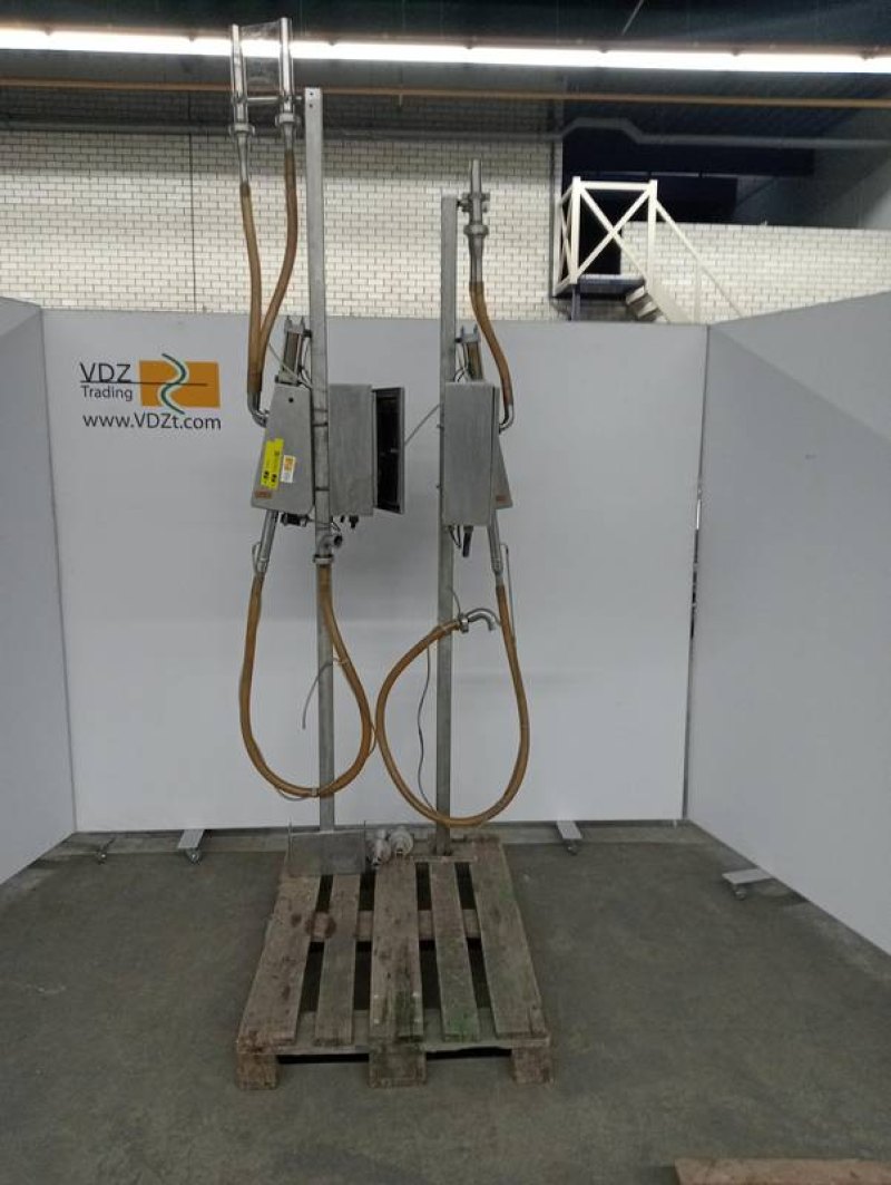 Blood collecting unit with sterilizer