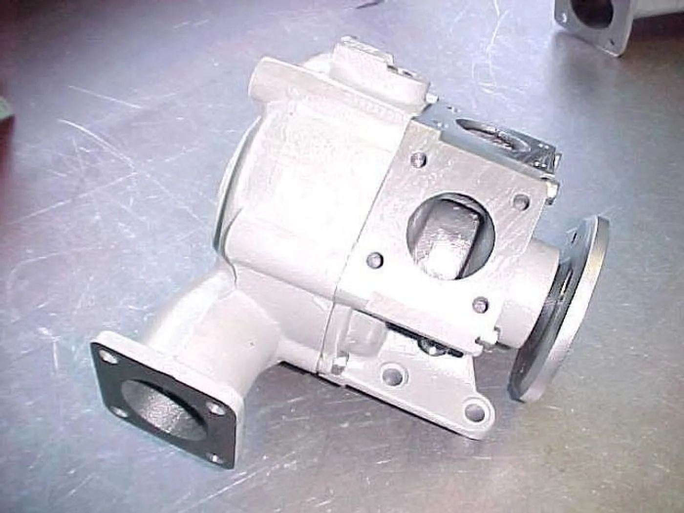 WATER PUMP DEUTZ BA12M816 / BA16M816 LLKW - 1