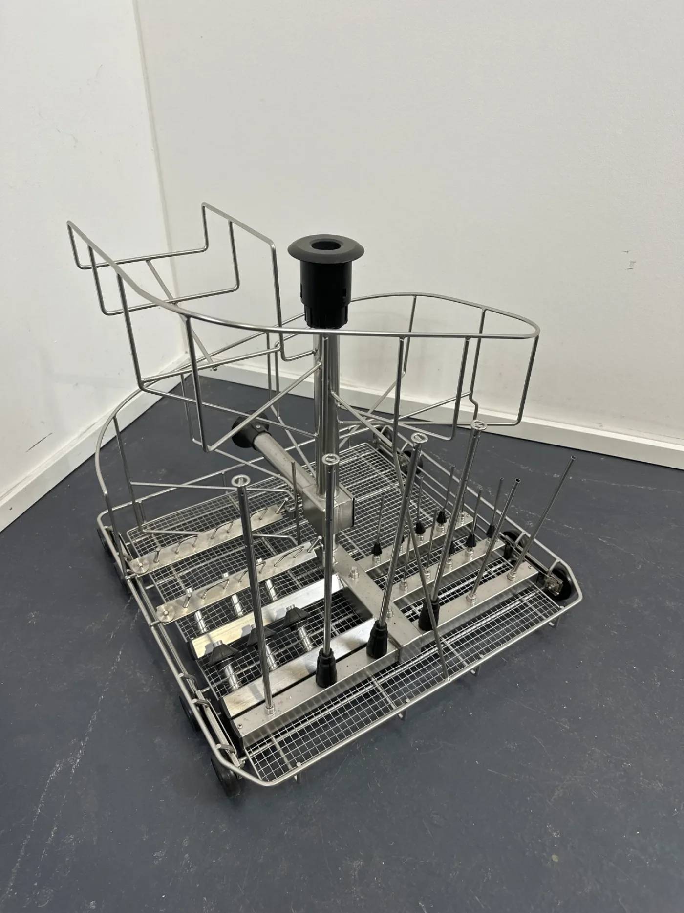 Miele E436/3 Desinfektor-Einsatz (Injektorwagen) - 1