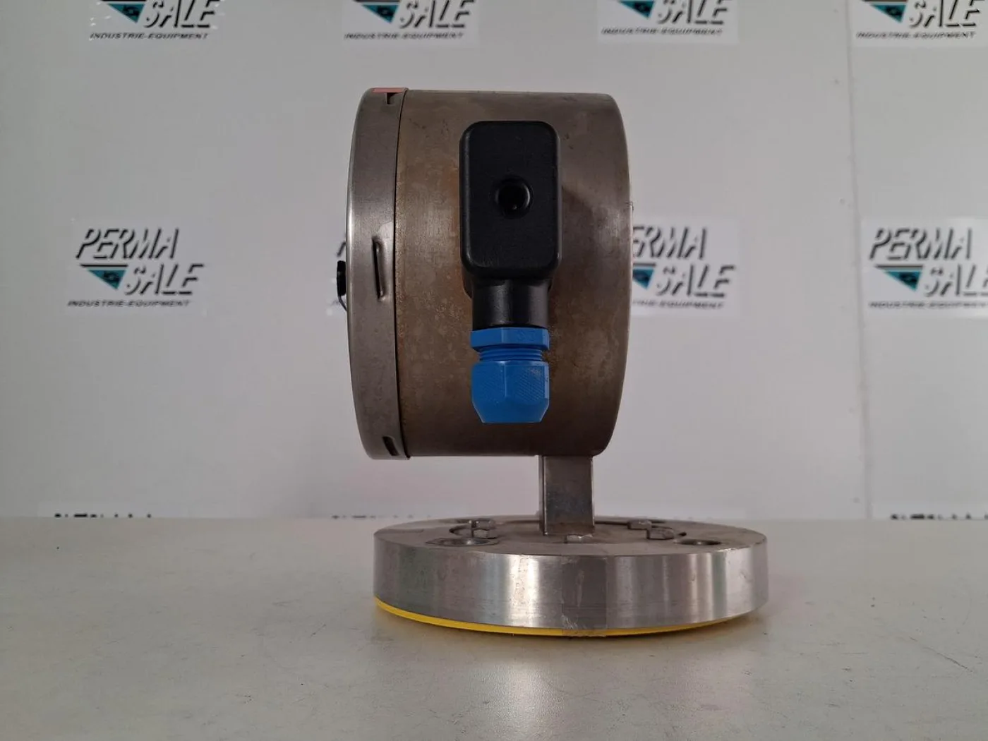 WIKA NG160 Pressure Gauge 0–3 bar with Inductive Contact - 7