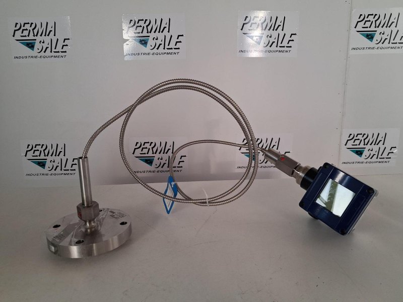 WIKA IUT-10 Druckmessumformer mit DN-40-Druckmittler