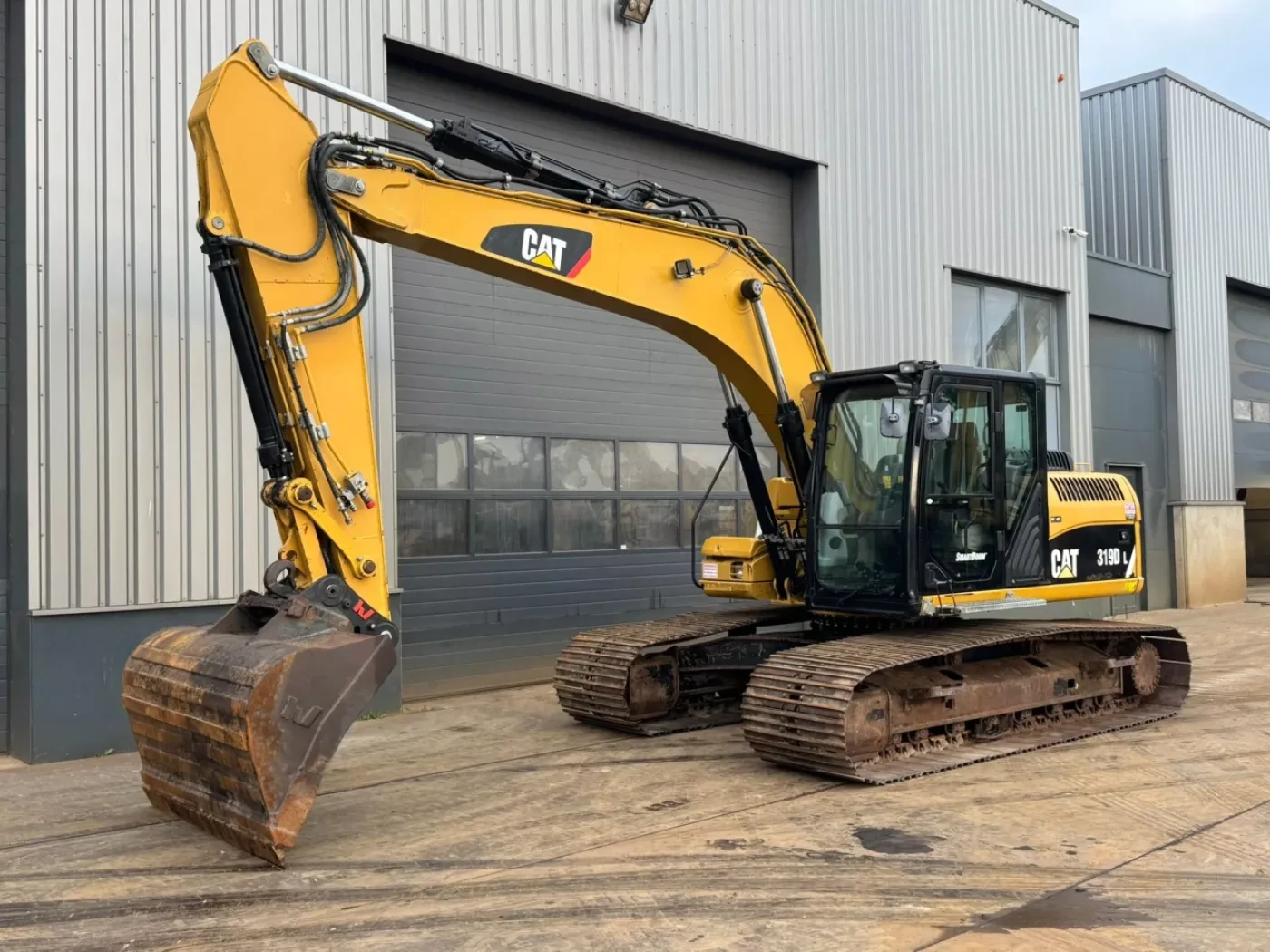 Caterpillar 319DL - 2