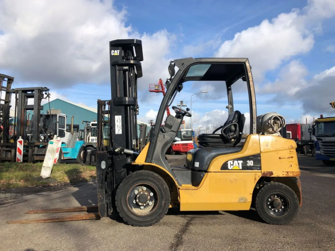 Caterpillar GP30N - 2