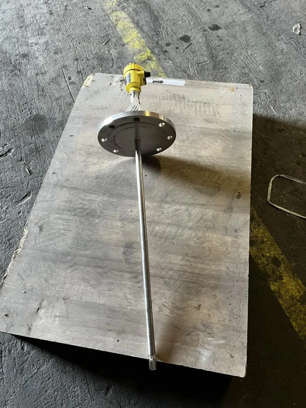 LEVEL INDICATORS C9373