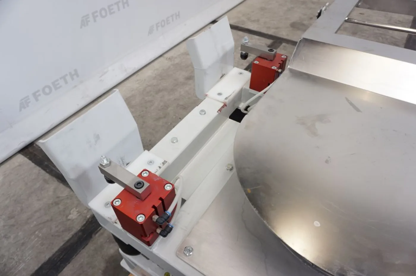 AZO Emptying system AZO Batchtainer - Powder filler - 4