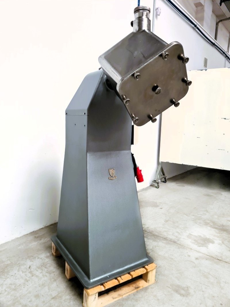 MESCOLATORE A CUBO – FYT
