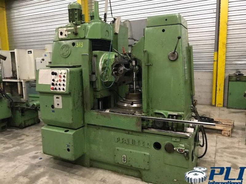 Gear Hobbing Machine – PFAUTER P400