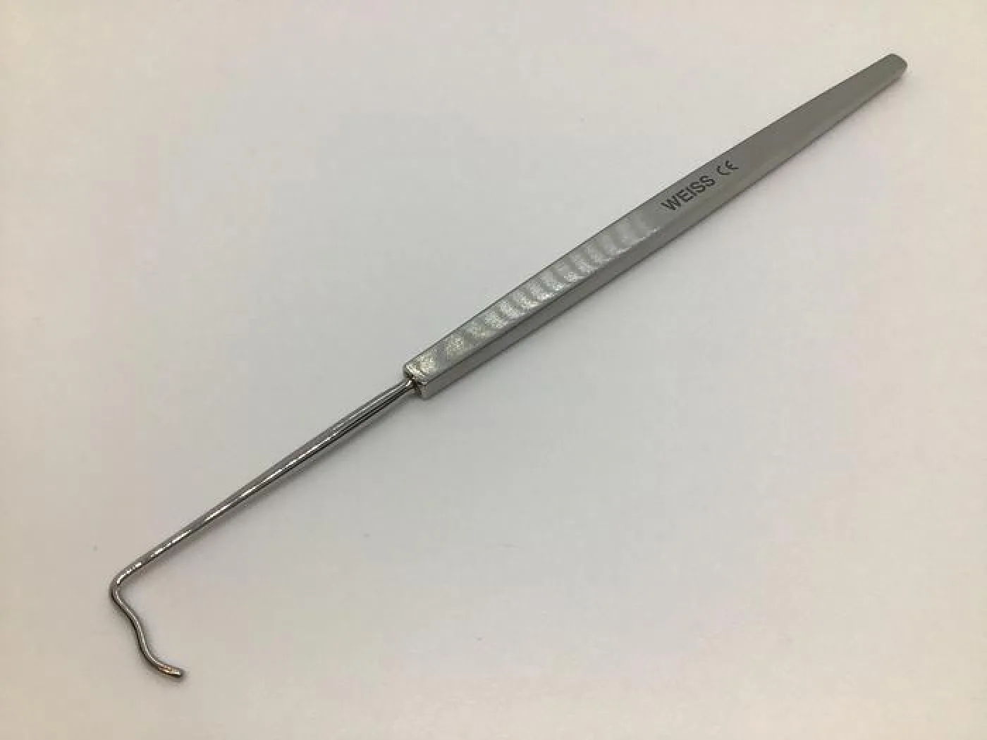 Weiss 0105076 - 1