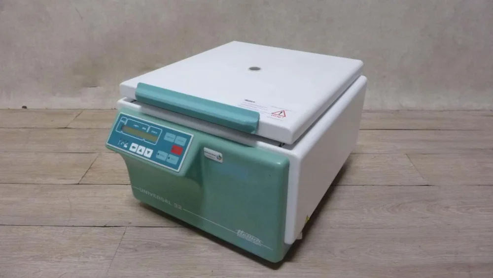 Hettich Universal 32 Centrifuge