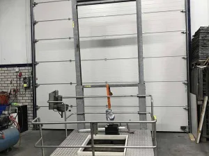 All-round slaughtering platform