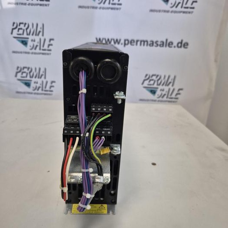 Danfoss Frequenz Umrichter - VLT5001PT5B20STR3DLF00A00