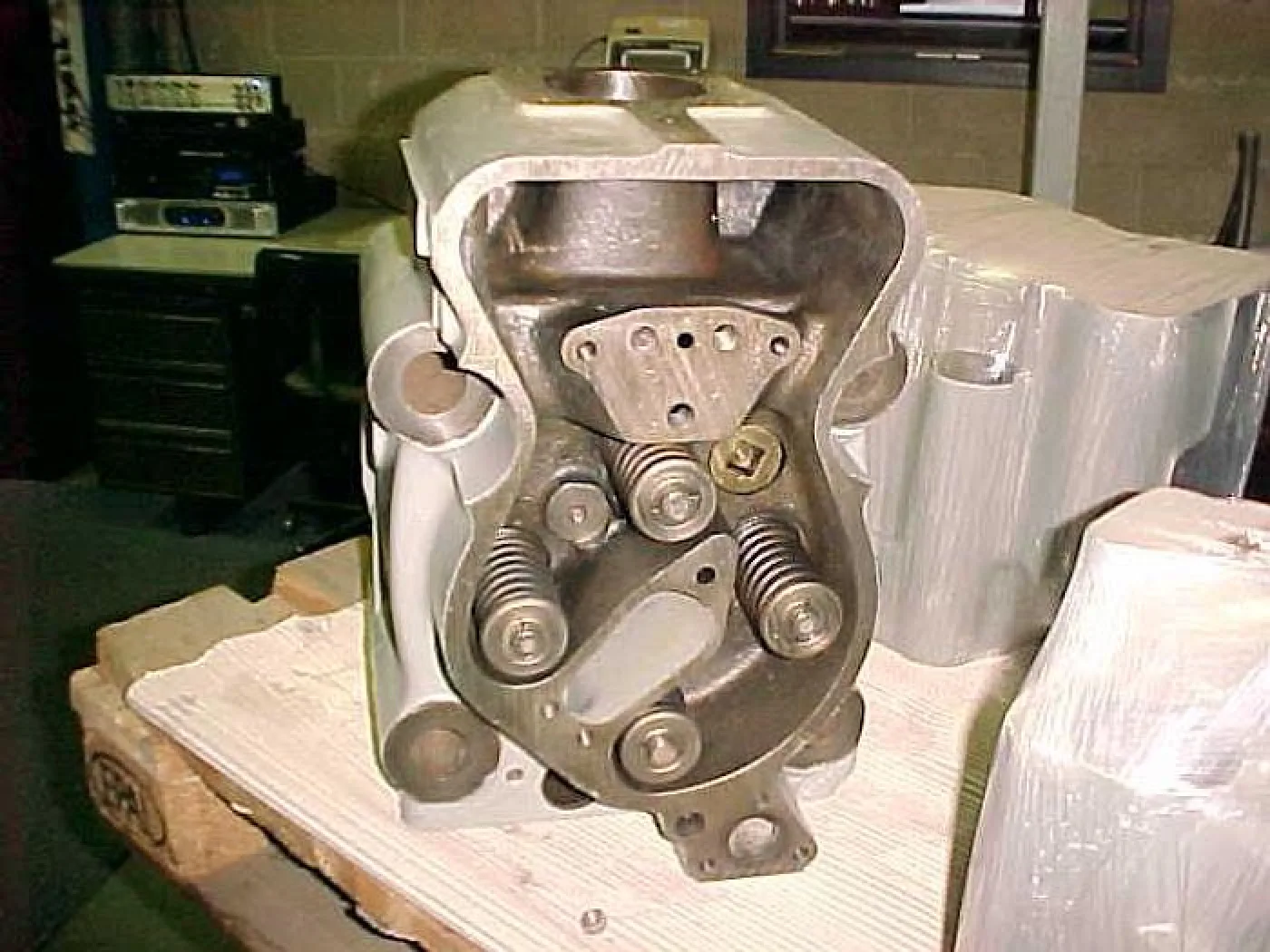 CYLINDER HEAD MWM TBD 440 NEW VERSION - 4
