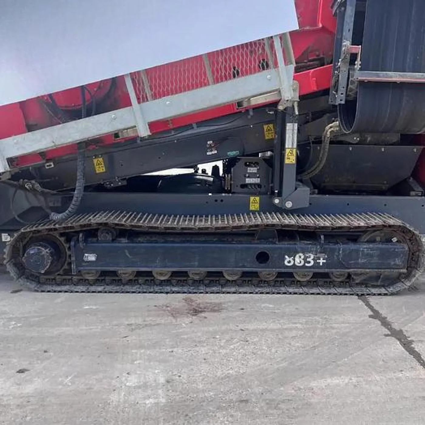 2023 Terex Finlay 883+ Mobile Scalping Screener - 6