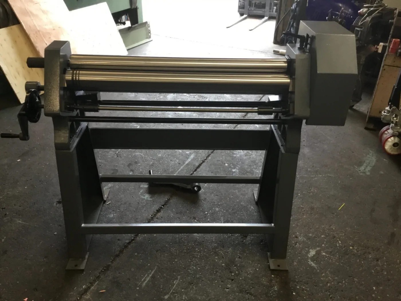 WNS Hand Bending Rolls 1050mm x 90mm x 2.5mm Capacity - WNS - W. Neal Services Ltd - 4