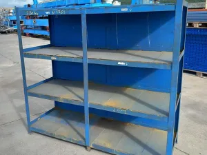 Estante de ferro 1,8X1,65 metros