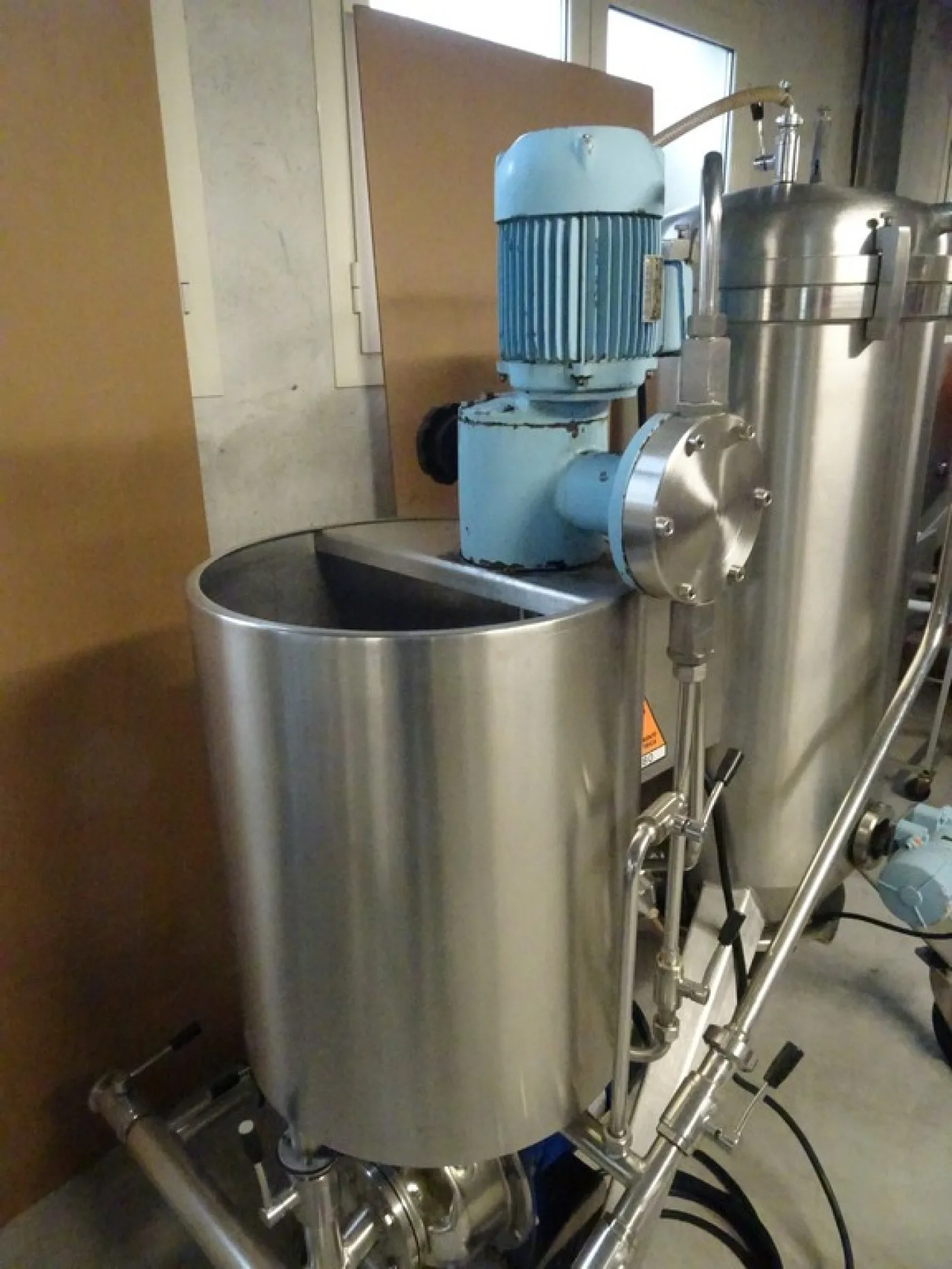 FILTER VELO KIESELGUHR, 5 MQ, VERTICAL SHEET, WITH DRY EXHAUST SYSTEM WITH VIBRATOR, SECOND-HAND MACHINE - 8