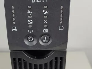 Schneider Electric APC Smart UPS RT2000 ups RT 2000