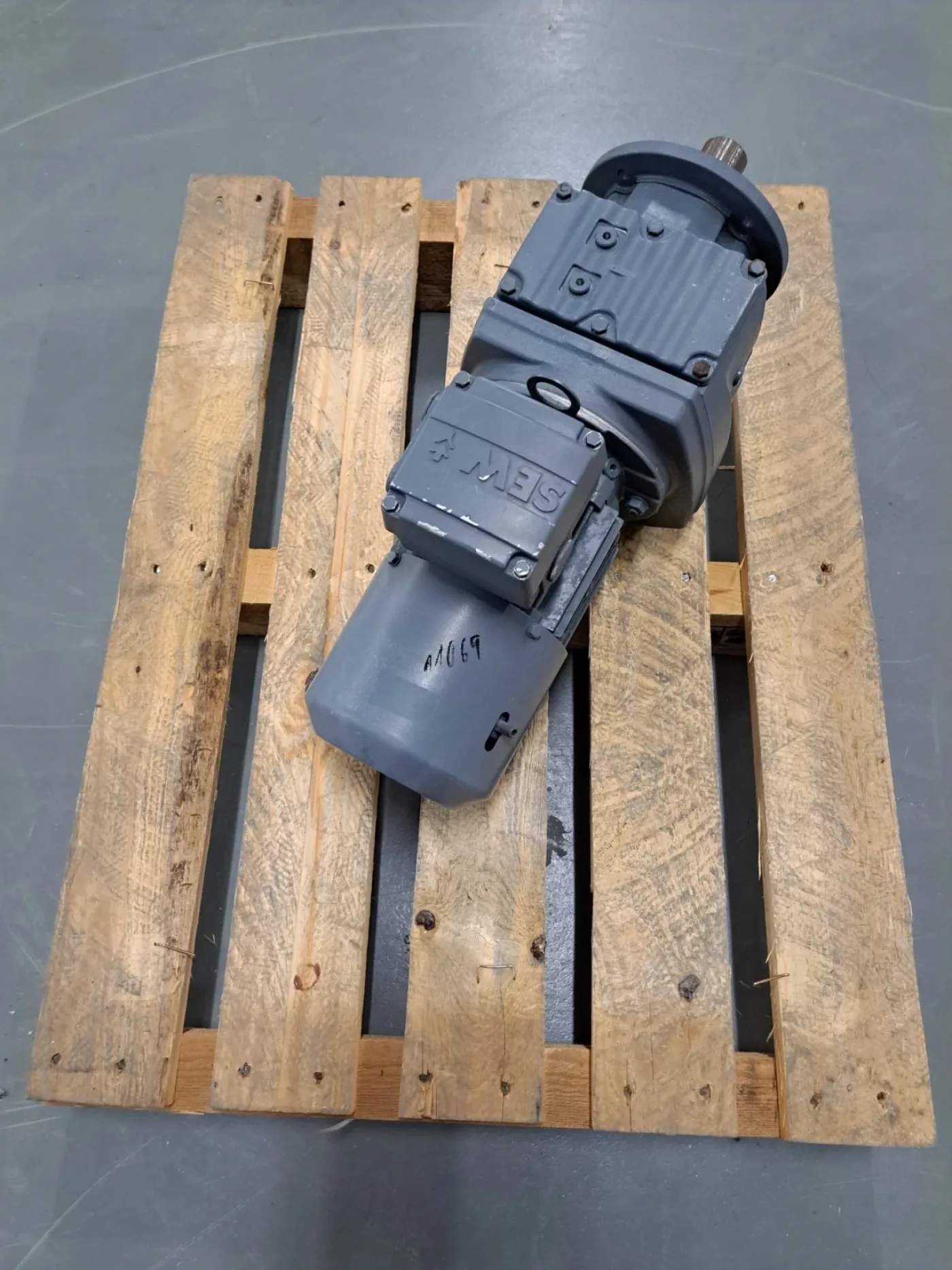 SEW Eurodrive Getriebemotor R57DT71D4/BMG/HR/IS - 6