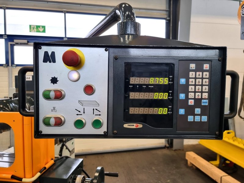 Universalfräsmaschine MILKO 14