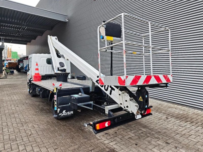 Nissan Cabstar 35.13 NT400 GSR B200T