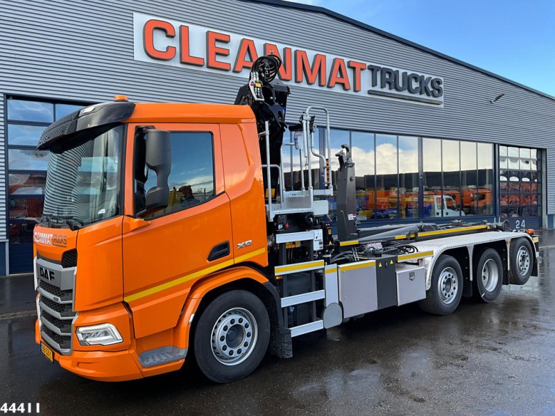 DAF FAQ XD 450 8x2 Euro 6 HMF 28 Tonmeter laadkraan