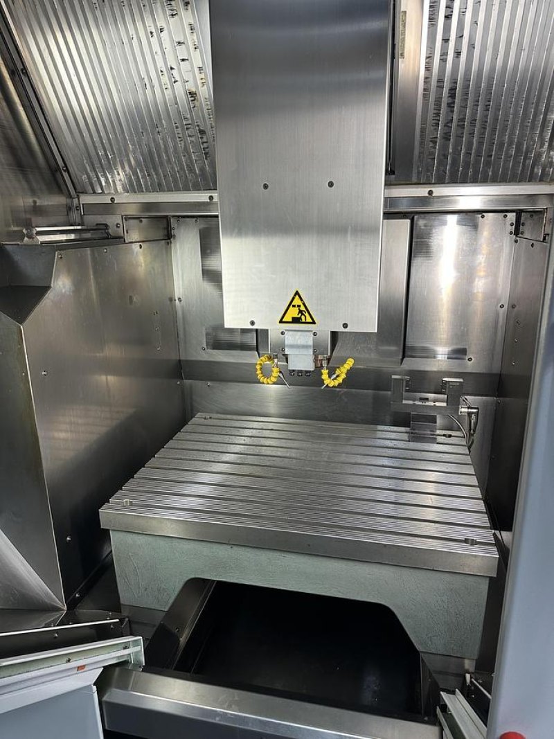 HERMLE C30 V (HSC - 40.000 RPM)