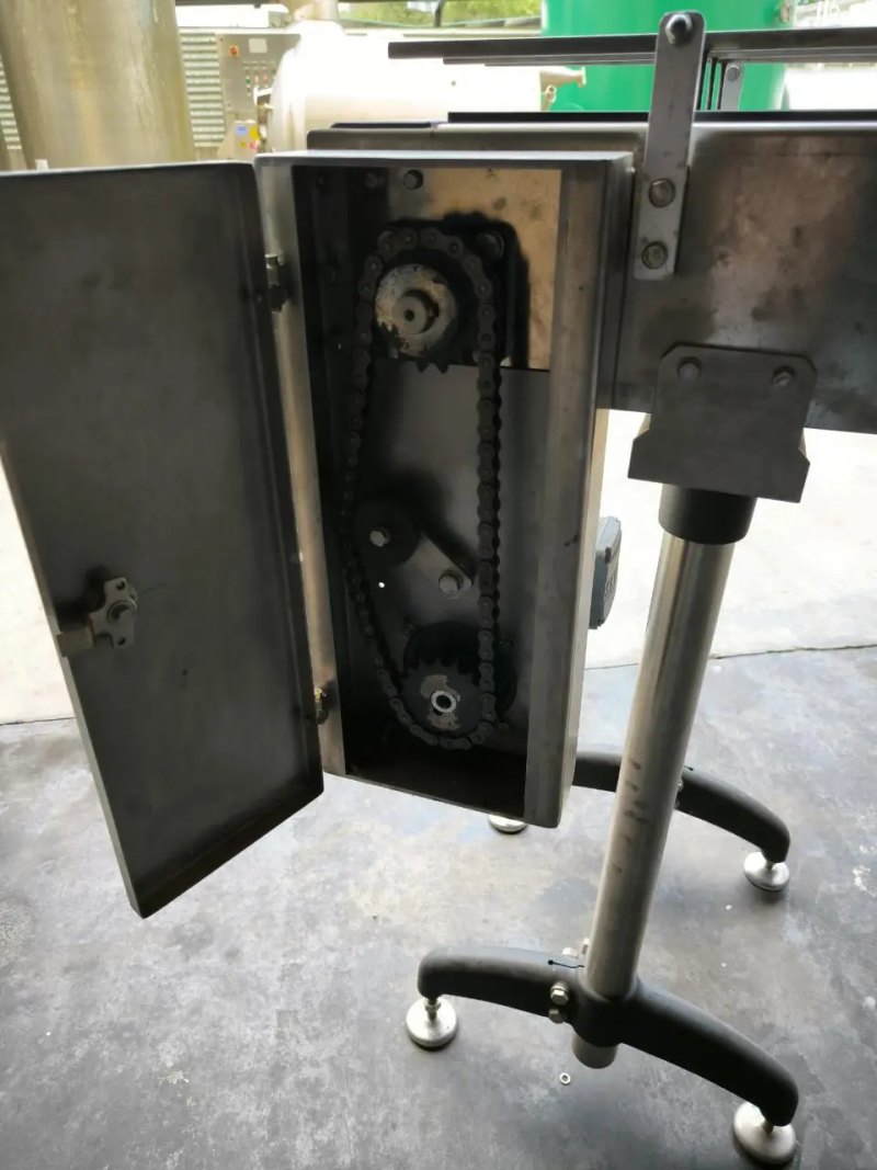 4-CHANNEL CONVEYOR BELT