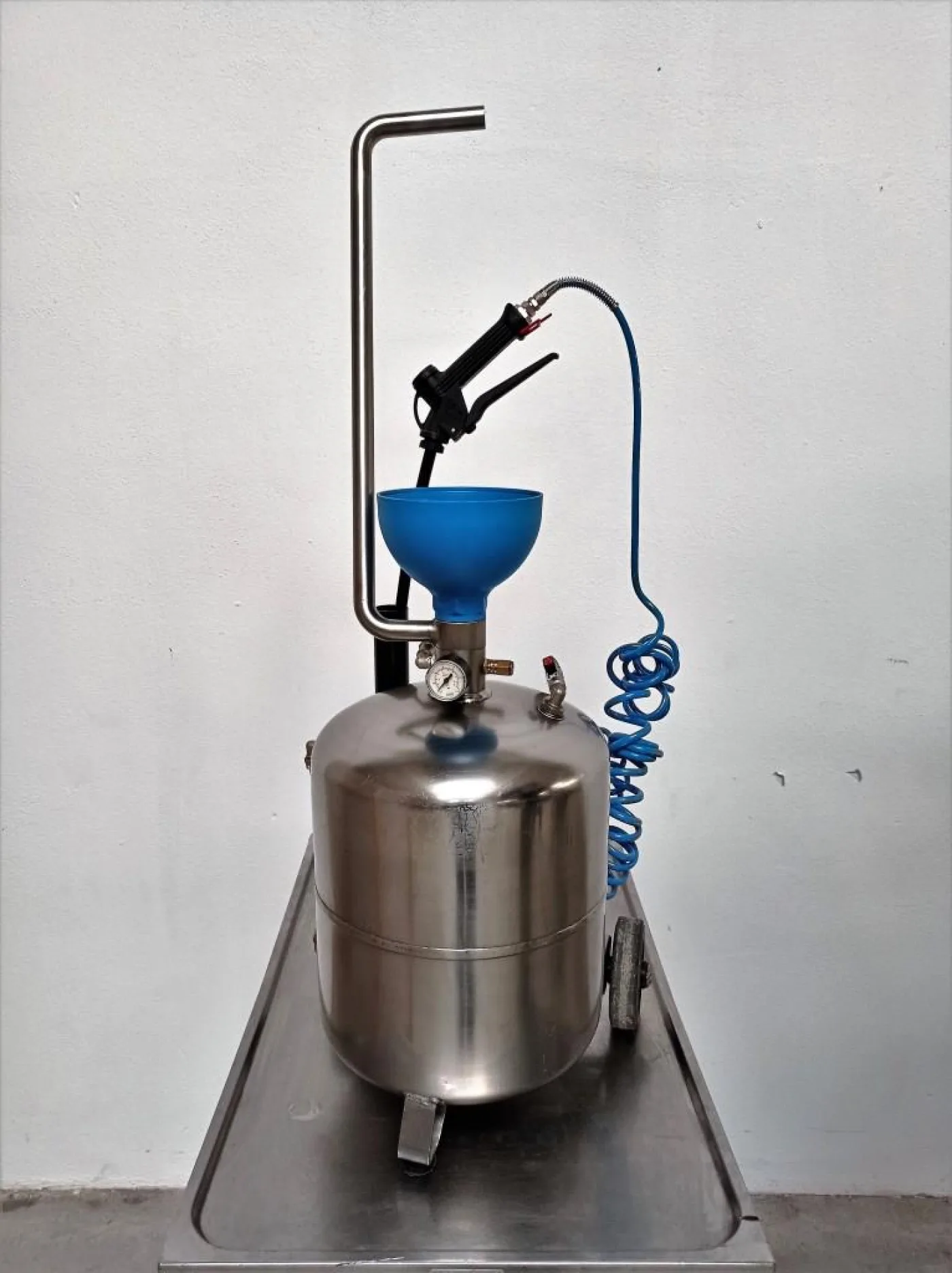 SERBATOIO MONTALIQUIDI CARRELLATO INOX – RAMEX – MOD. 1624 - 5