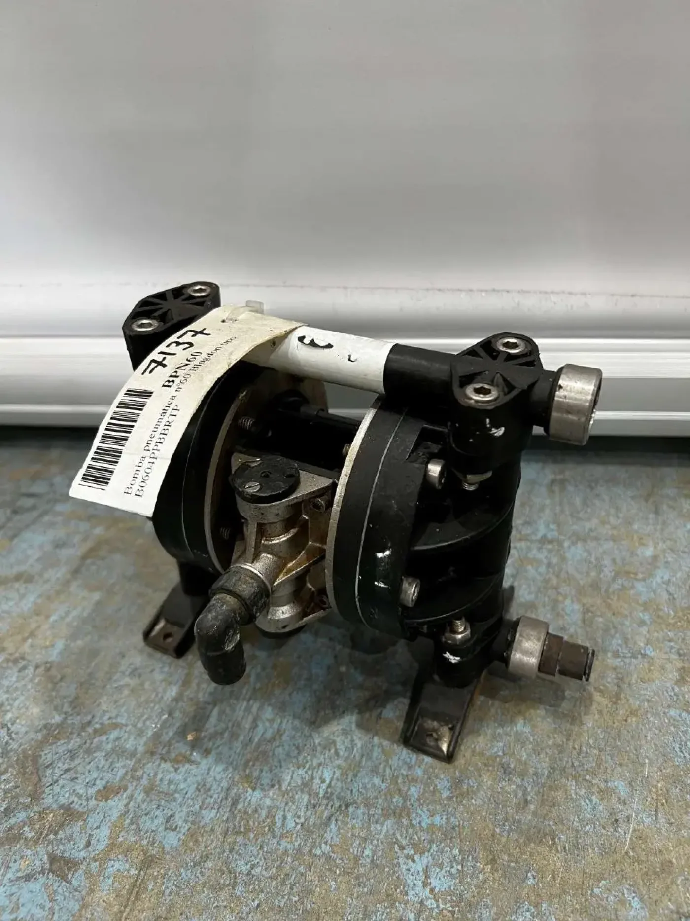 USED BLAGDON B0604PPBBRTP AIR OPERATED DOUBLE DIAPHRAGM PUMP - 1