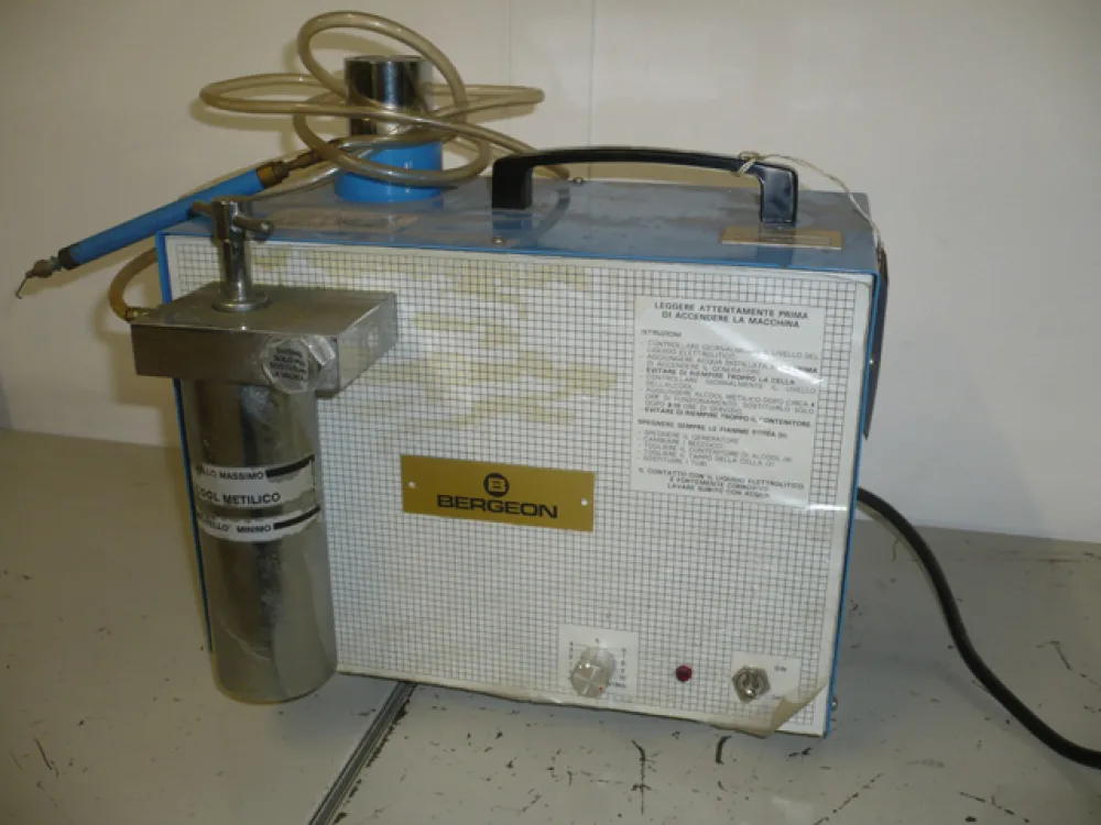 MACHINE A SOUDER “BERGEON” TYPE 6672-1B