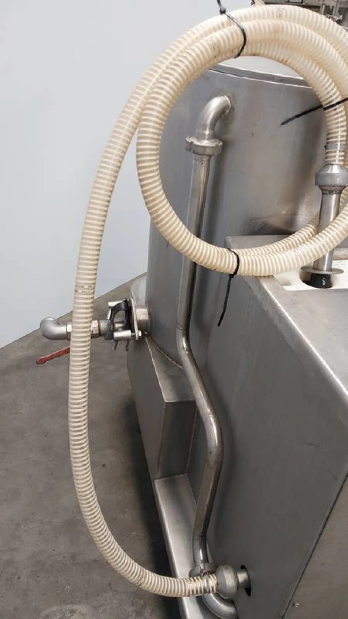 Blood collecting and mixing tank - 5