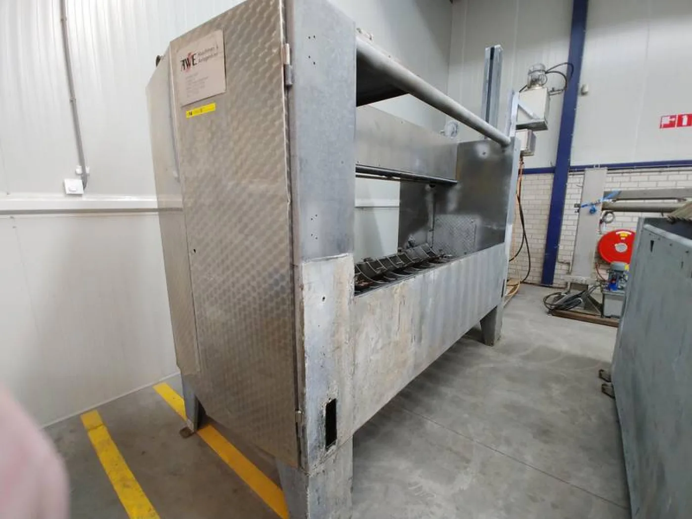 Twin-roll dehairing machine - 3