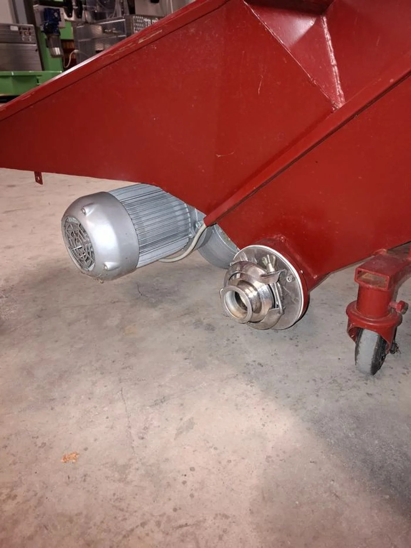 BELT ELEVATOR/ DRAWERS WITH GEAR MOTOR FOR ROTATION OF THE SCREW AND LOADING HOPPER, SECOND HAND EQUIPMENT - 8