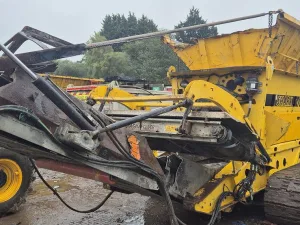 2019 TANA Shark 440DT Eco Slow-Speed Shredder