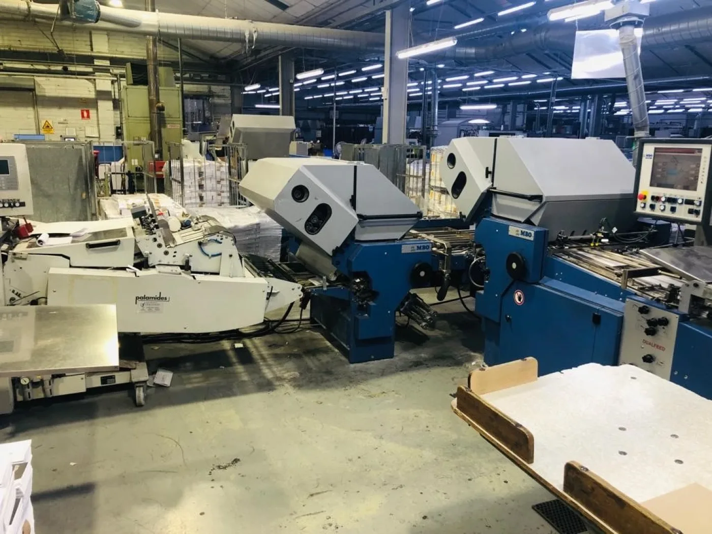 MBO T800/664 plegadora todo bolsas - 4