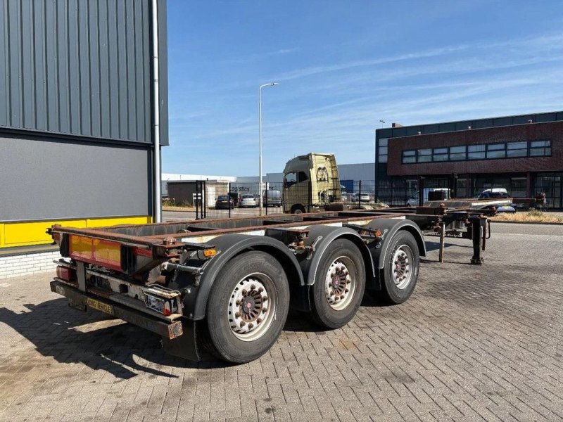 Esmeliler - CONTAINER CHASSIS + 3 AXLE SAF + EXTENDABLE