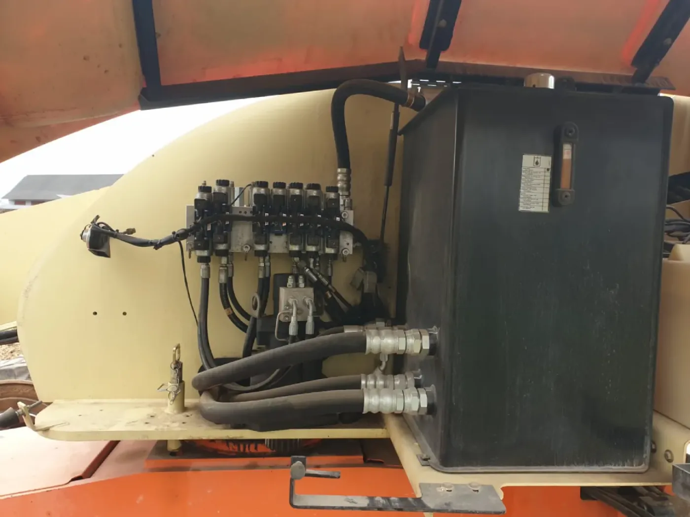 JLG - 400 S - 8