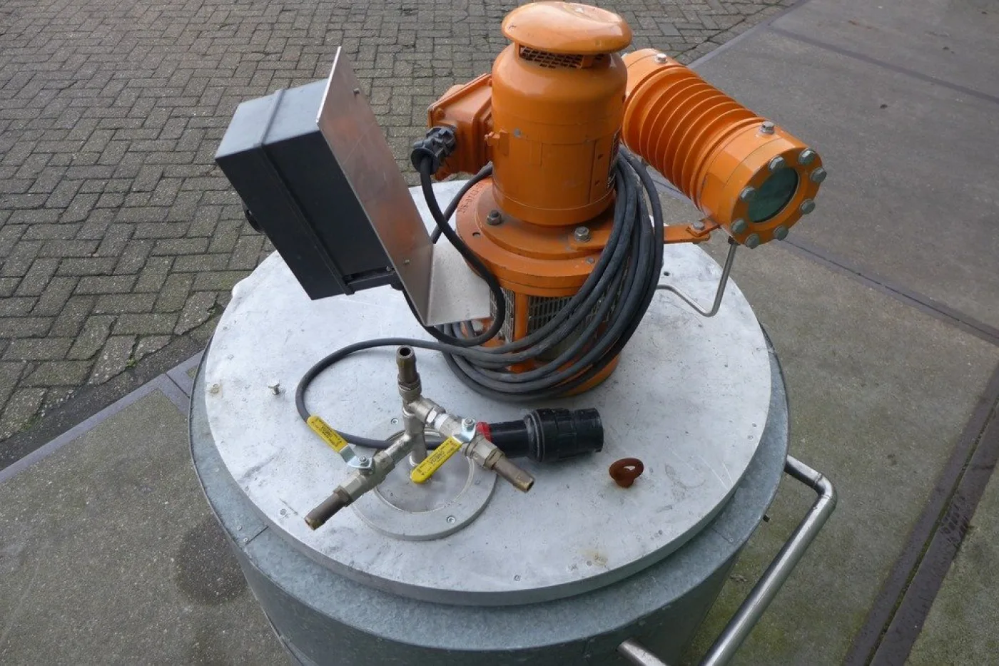 300 Ltr - Stirring vessel - 2