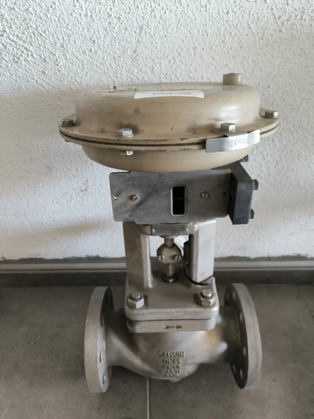 PROPORTIONAL VALVE SAMSON DN65 PN40 STAINLESS STEEL 316Ti WITH PNEUMATIC ACTUATOR 324102