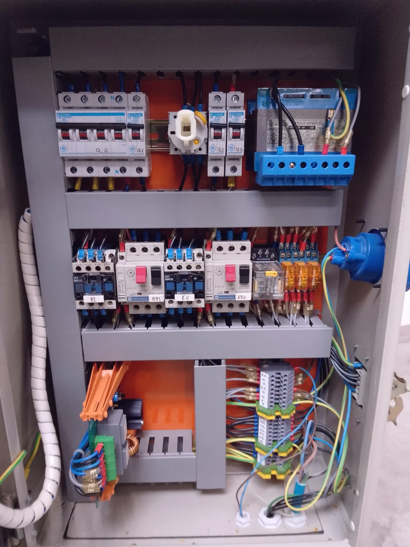 ELEVATORE A TRAMOGGIA – 3 MASTER – MOD. ALN150 - 2