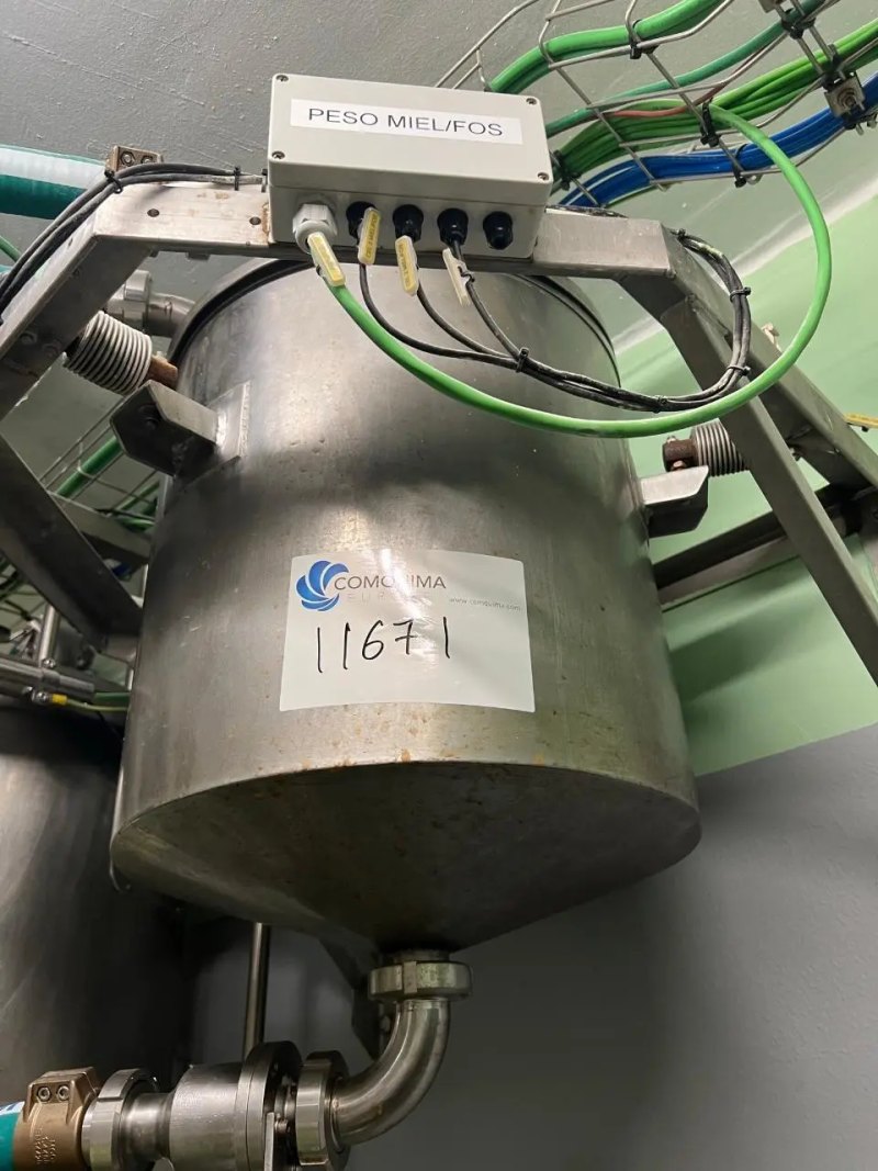 STAINLESS STEEL TANK 70 LITERS