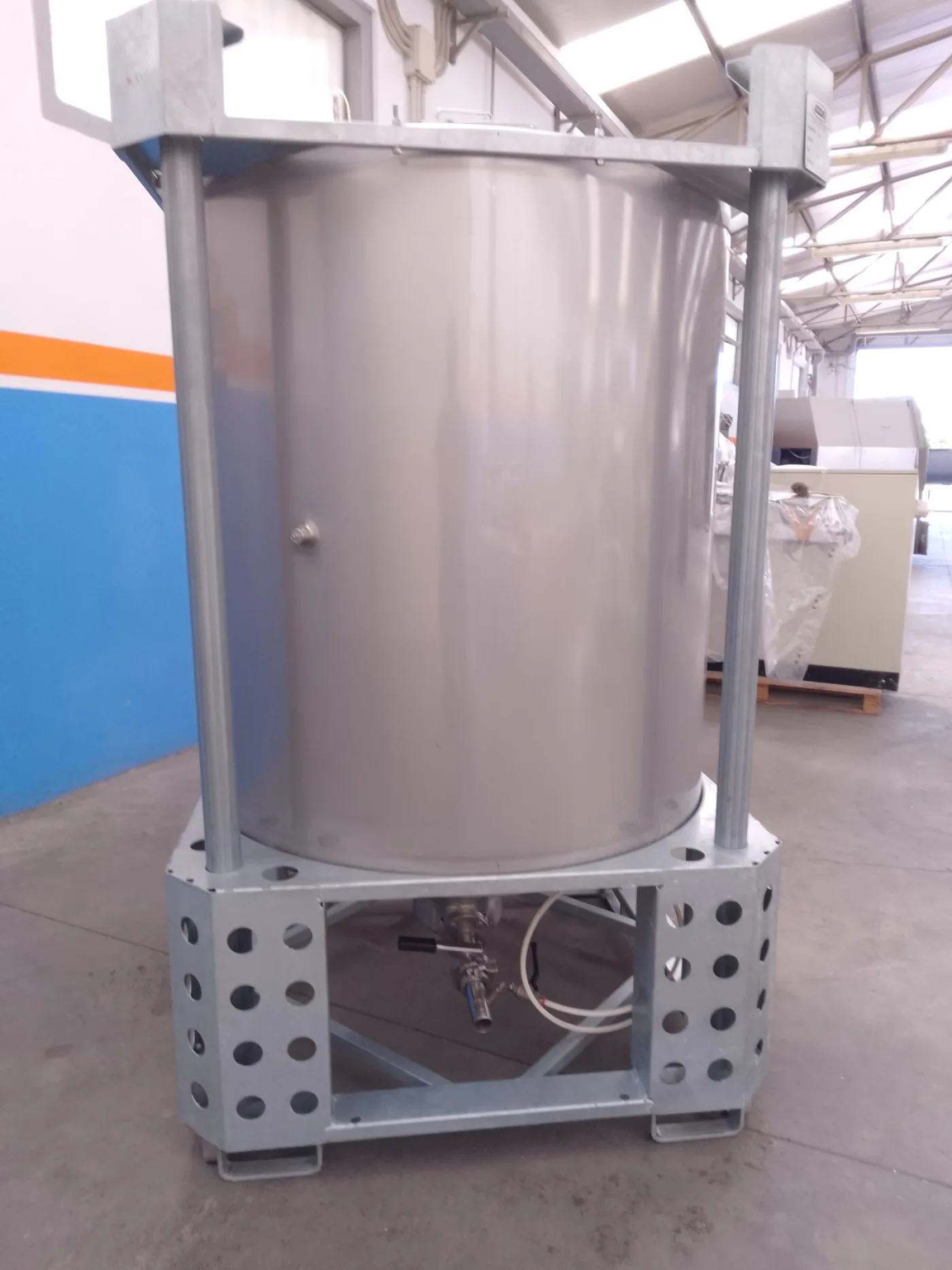 SERBATOIO IN ACCIAIO INOX 1281 LT – AZZINI – MOD. PLV 1200 - 3